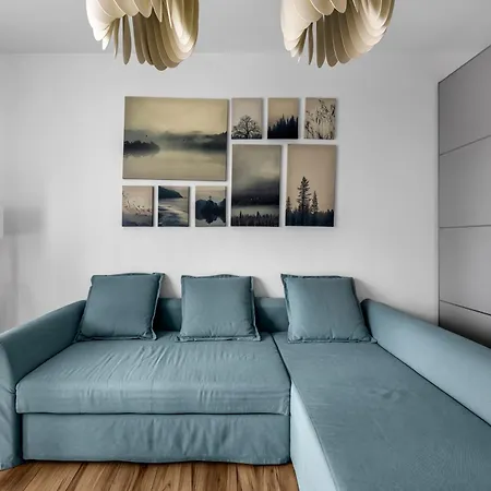 Podskarbinska Modern Space By Bookinghost * Varşova